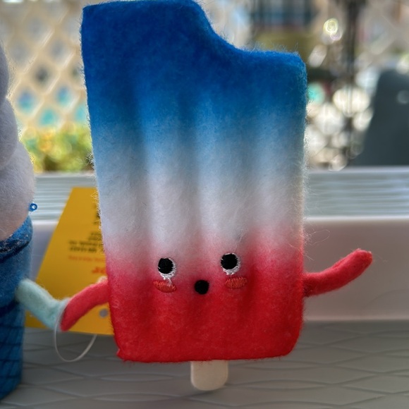 Sun Squad Decor Felt Ice Cream Cone 🍦 & Ice Cream Figures with Tag Target 🎯 - Picture 5 of 7